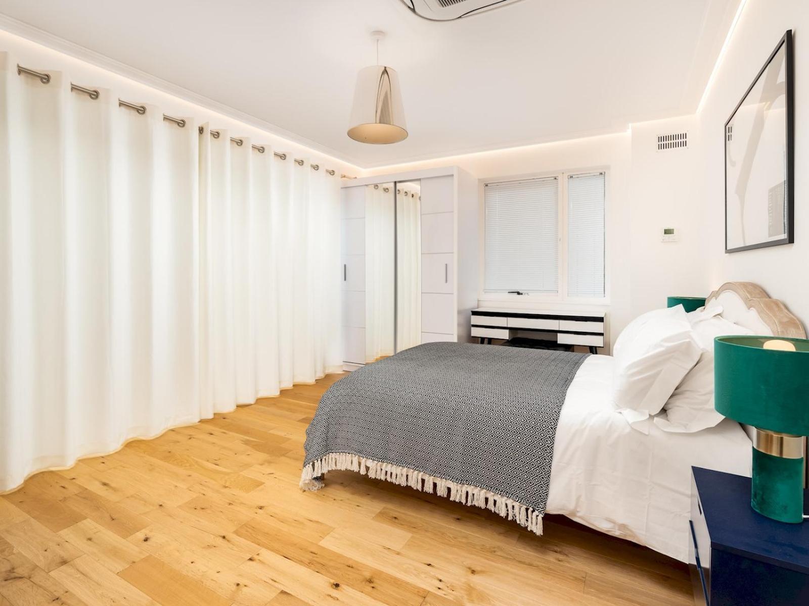 Lux Light Spacious- Chilterns Pass The Keys * Amersham